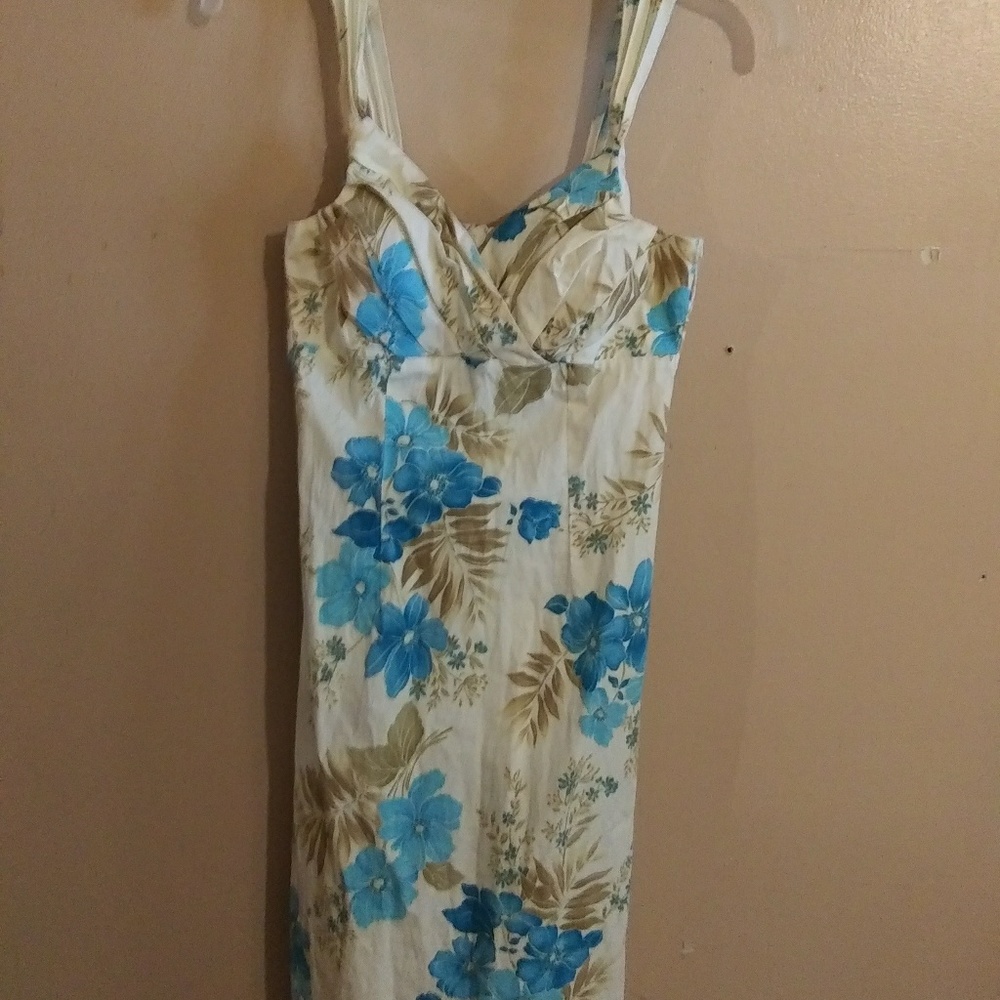 Woman's sun dress